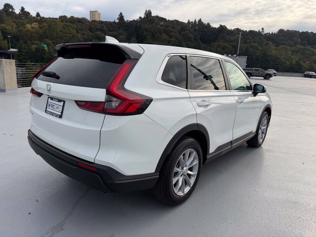 Used 2023 Honda CR-V EX-L image 3