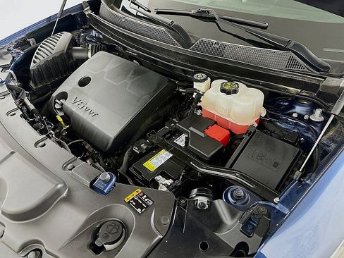 Used 2023 Chevrolet Traverse LT w/ LT Premium Package image 33