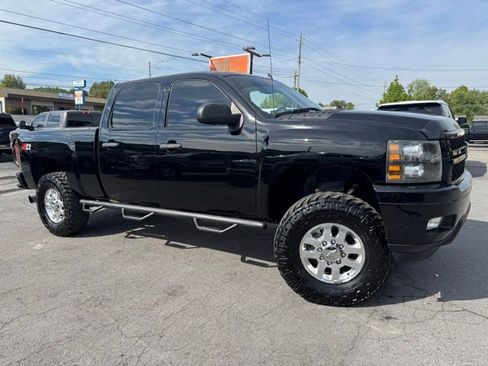Used 2014 Chevrolet Silverado 2500 LT w/ Interior Plus Package AWD/4WD image 1