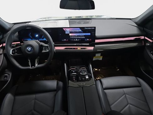 New 2026 BMW i5 eDrive40 w/ M Sport Package RWD image 8
