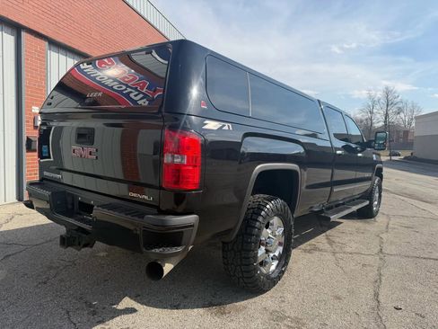 Used 2015 GMC Sierra 3500 Denali w/ Duramax Plus Package image 3