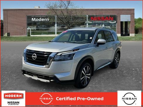 Certified 2024 Nissan Pathfinder Platinum w/ Cargo Package AWD/4WD image 1