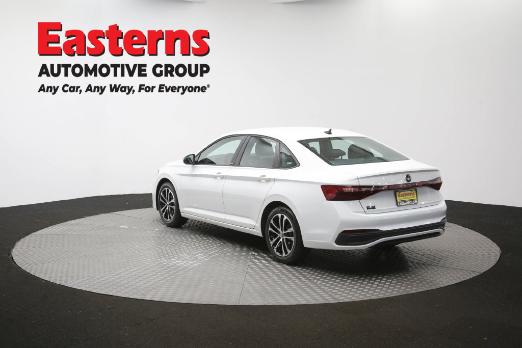 Used 2025 Volkswagen Jetta Sport FWD image 64