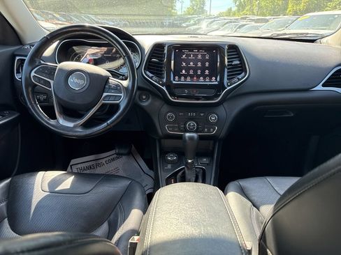 Used 2020 Jeep Cherokee Limited AWD/4WD image 18