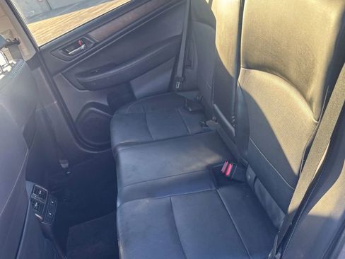 Used 2015 Subaru Outback 2.5i Limited AWD/4WD image 17