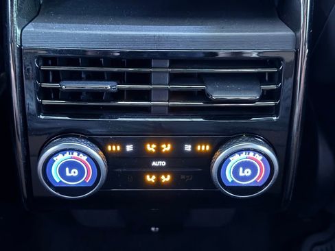 Used 2023 Land Rover Range Rover Sport SE Dynamic AWD/4WD image 53