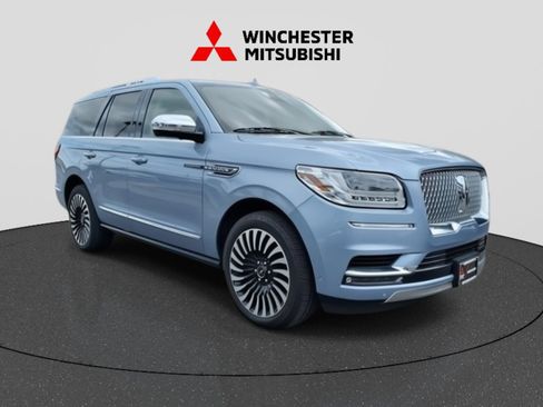 Used 2021 Lincoln Navigator Black Label image 3