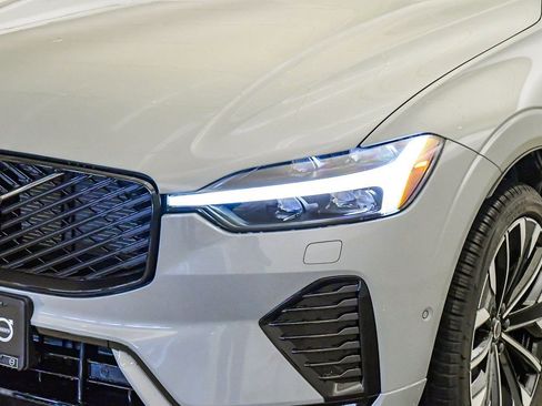 New 2026 Volvo XC60 B5 Ultra w/ Protection Package Premier AWD/4WD image 9