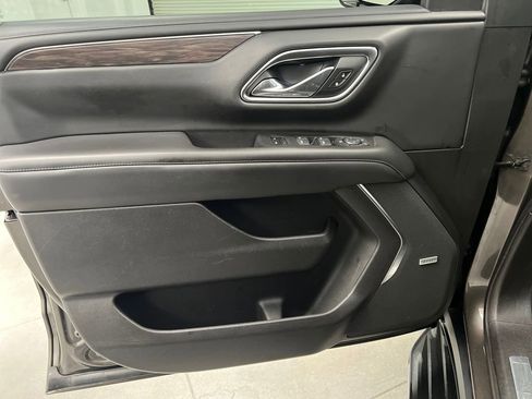 Used 2021 Chevrolet Tahoe LT image 11