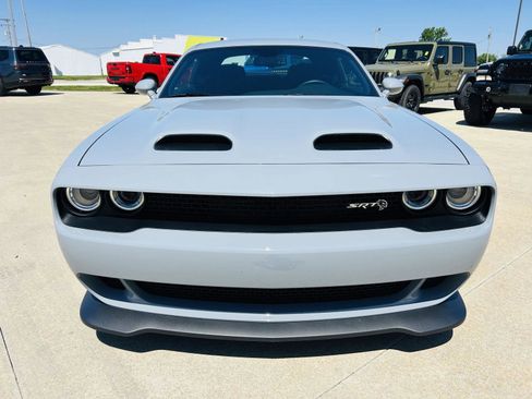 Used 2021 Dodge Challenger SRT Hellcat RWD image 28
