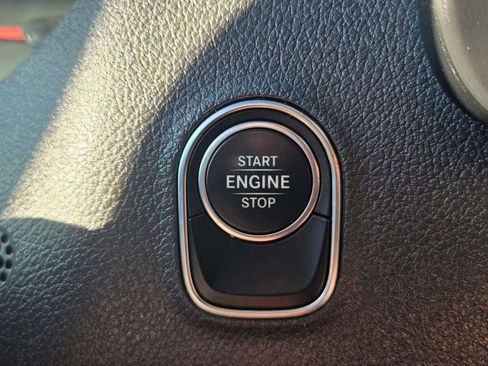 Used 2019 Mercedes-Benz Sprinter 4x4 170 image 28