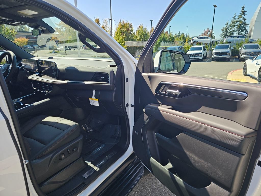 New 2026 Chevrolet Tahoe RST w/ Comfort Package AWD/4WD image 12
