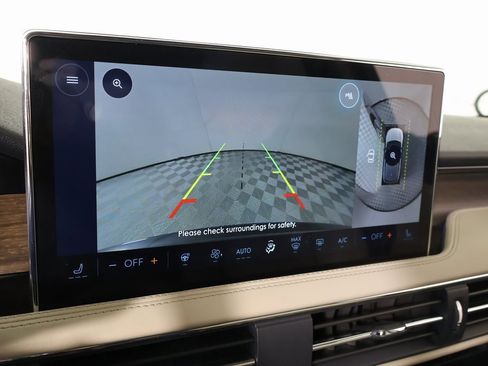 Certified 2025 Lincoln Corsair Reserve image 6