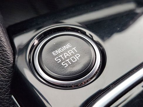 Used 2025 Kia Sportage EX FWD image 19