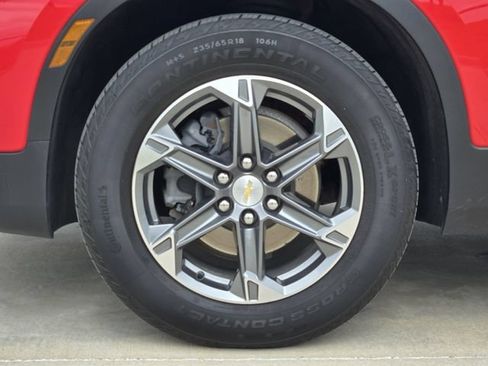 Used 2024 Chevrolet Blazer LT FWD image 11