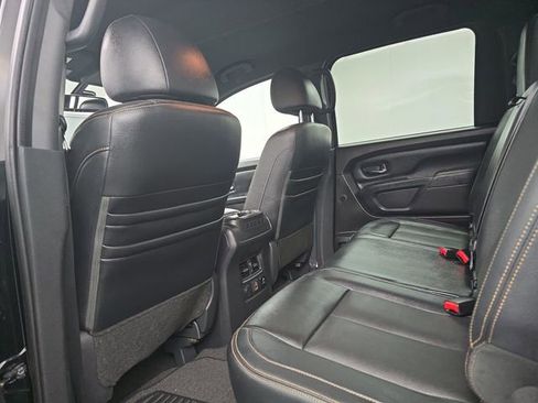 Used 2019 Nissan Titan SL w/ Midnight Edition image 46