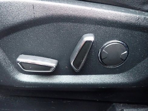 Used 2017 Ford Edge SEL w/ Equipment Group 201A image 23