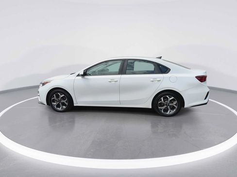Used 2021 Kia Forte LXS FWD image 5