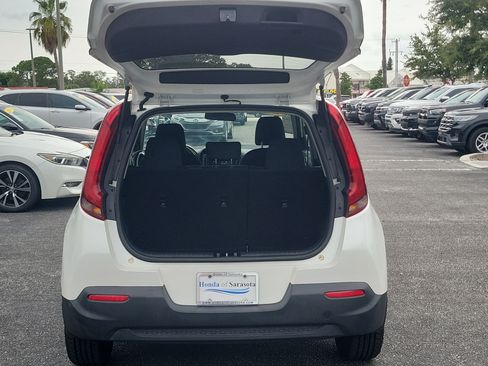 Used 2020 Kia Soul LX FWD image 11