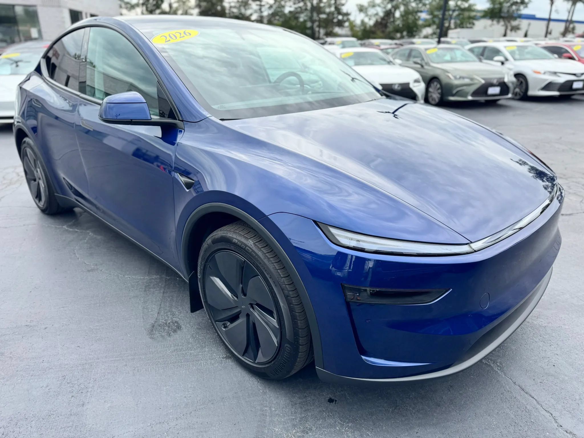 Used 2026 Tesla Model Y Long Range AWD/4WD image 7