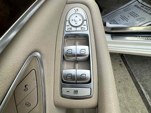 Used 2018 Mercedes-Benz S 450 Sedan image 24