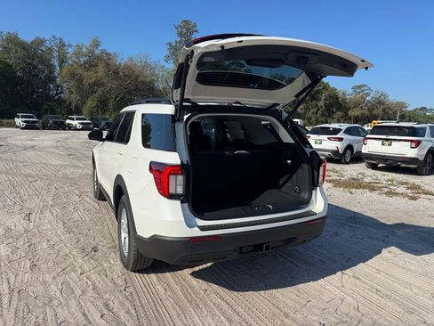 New 2026 Ford Explorer Active RWD image 27