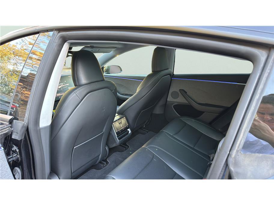 Used 2025 Tesla Model 3 Long Range RWD image 19