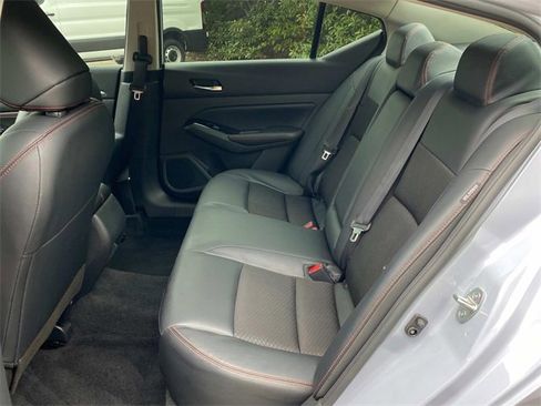 Used 2023 Nissan Altima 2.5 SR image 6
