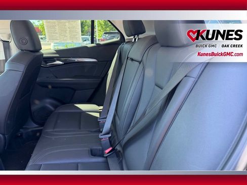 Used 2024 Buick Envision Preferred AWD/4WD image 6
