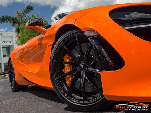 Used 2022 McLaren 720S Performance RWD image 70