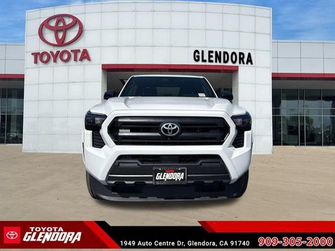 New 2026 Toyota Tacoma SR RWD image 3