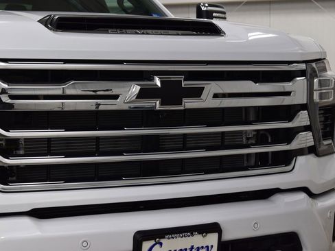 New 2026 Chevrolet Silverado 3500 High Country w/ High Country Premium Package image 11