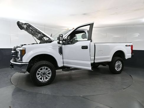 Used 2019 Ford F250 XL w/ STX Appearance Package AWD/4WD image 25