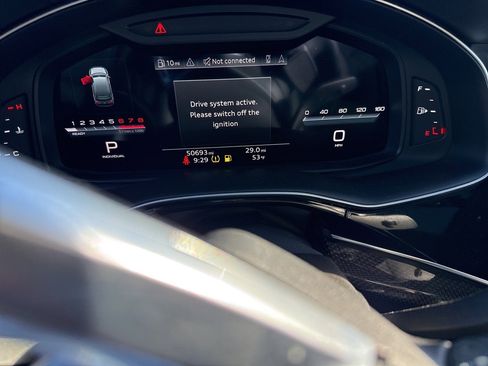 Used 2022 Audi SQ7 Prestige w/ Prestige Package image 13