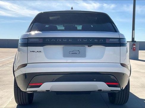 New 2026 Land Rover Range Rover Velar Dynamic SE image 4