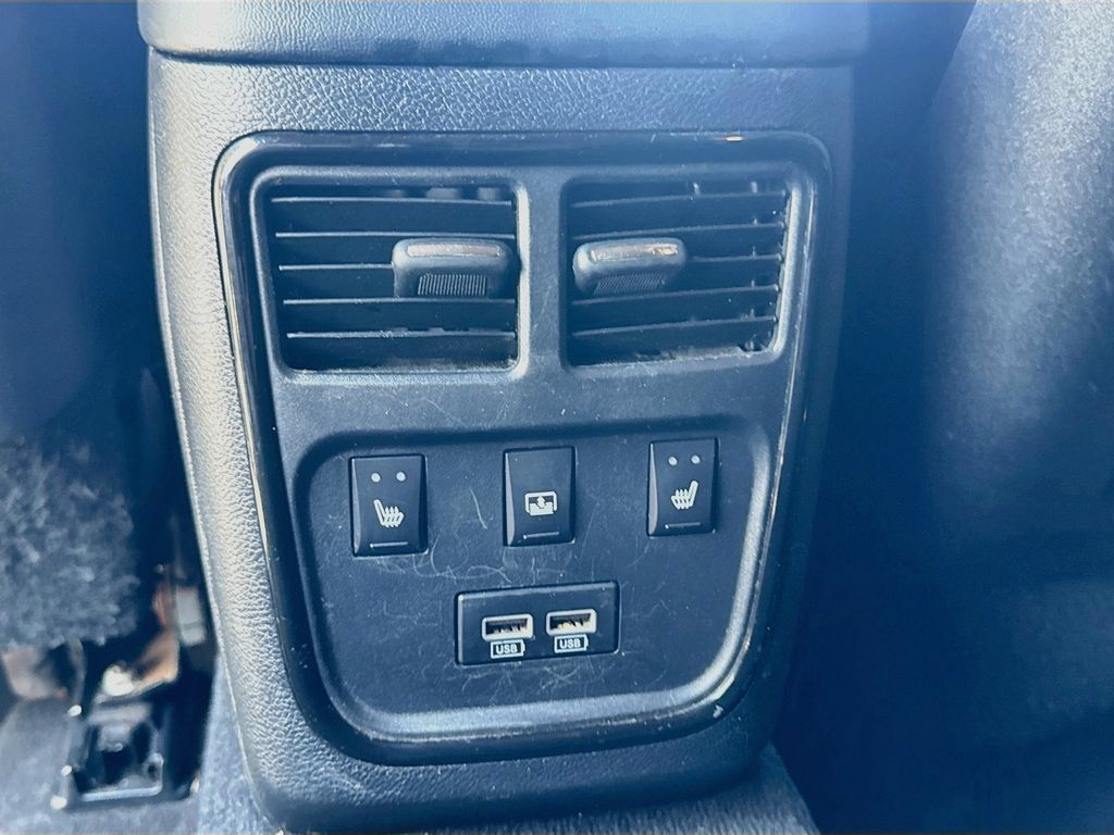 Used 2022 Chrysler 300 S w/ Comfort Group RWD image 27