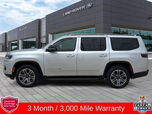 Used 2023 Jeep Wagoneer Series II w/ Flexible Seating Group AWD/4WD image 2