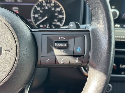 Certified 2023 Nissan Rogue SV w/ SV Premium B Package image 39