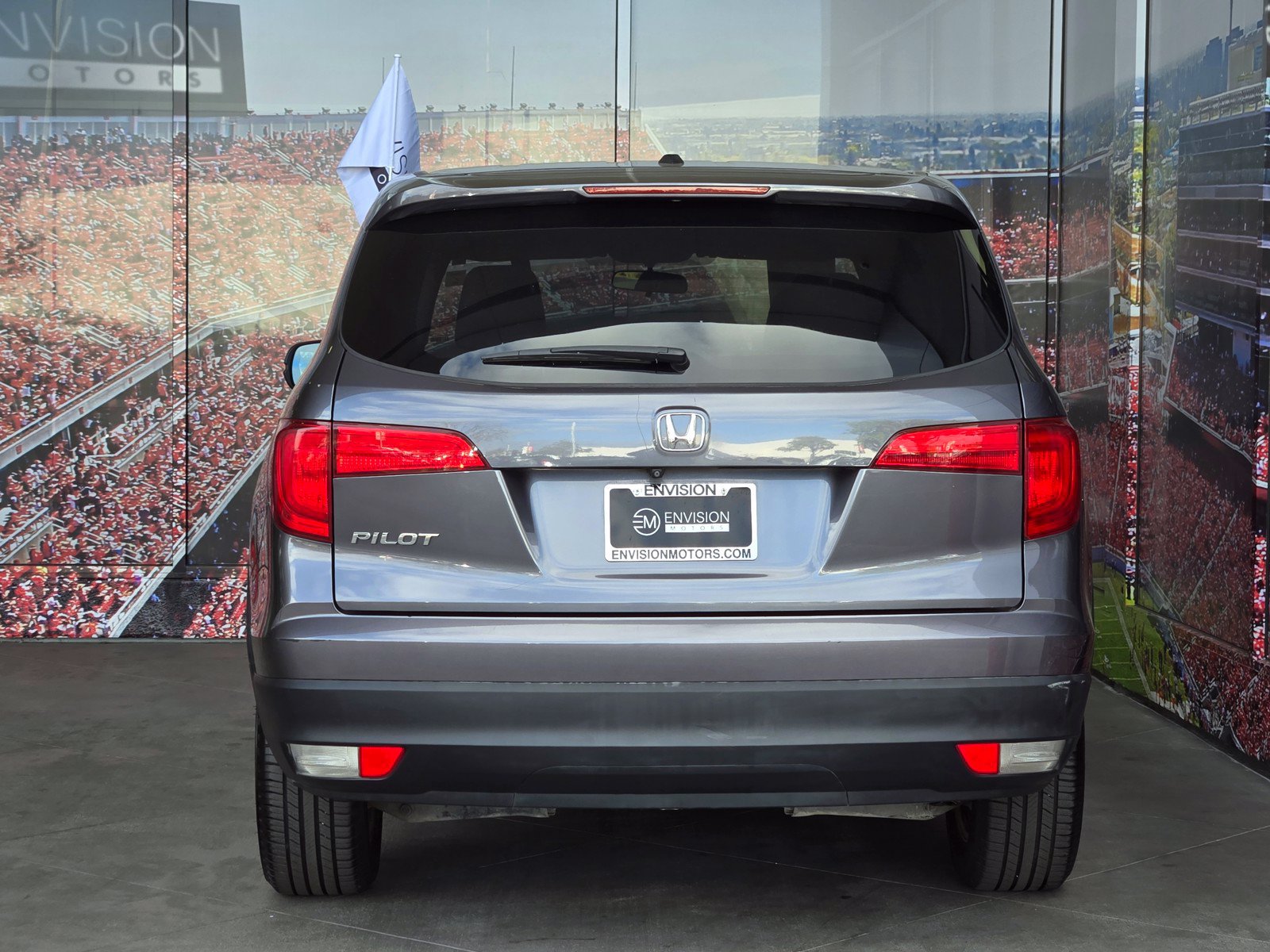 Used 2017 Honda Pilot EX image 6