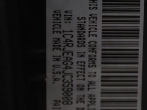 Used 2018 Jeep Grand Cherokee Altitude image 35