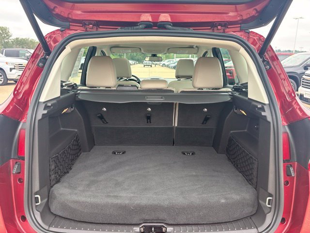 Used 2017 Ford C-MAX Titanium w/ Equipment Group 301A FWD image 37