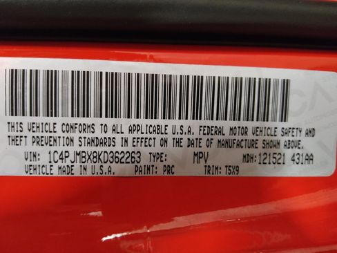 Used 2019 Jeep Cherokee Trailhawk image 33