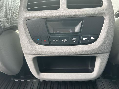 Used 2017 Honda Pilot EX image 21
