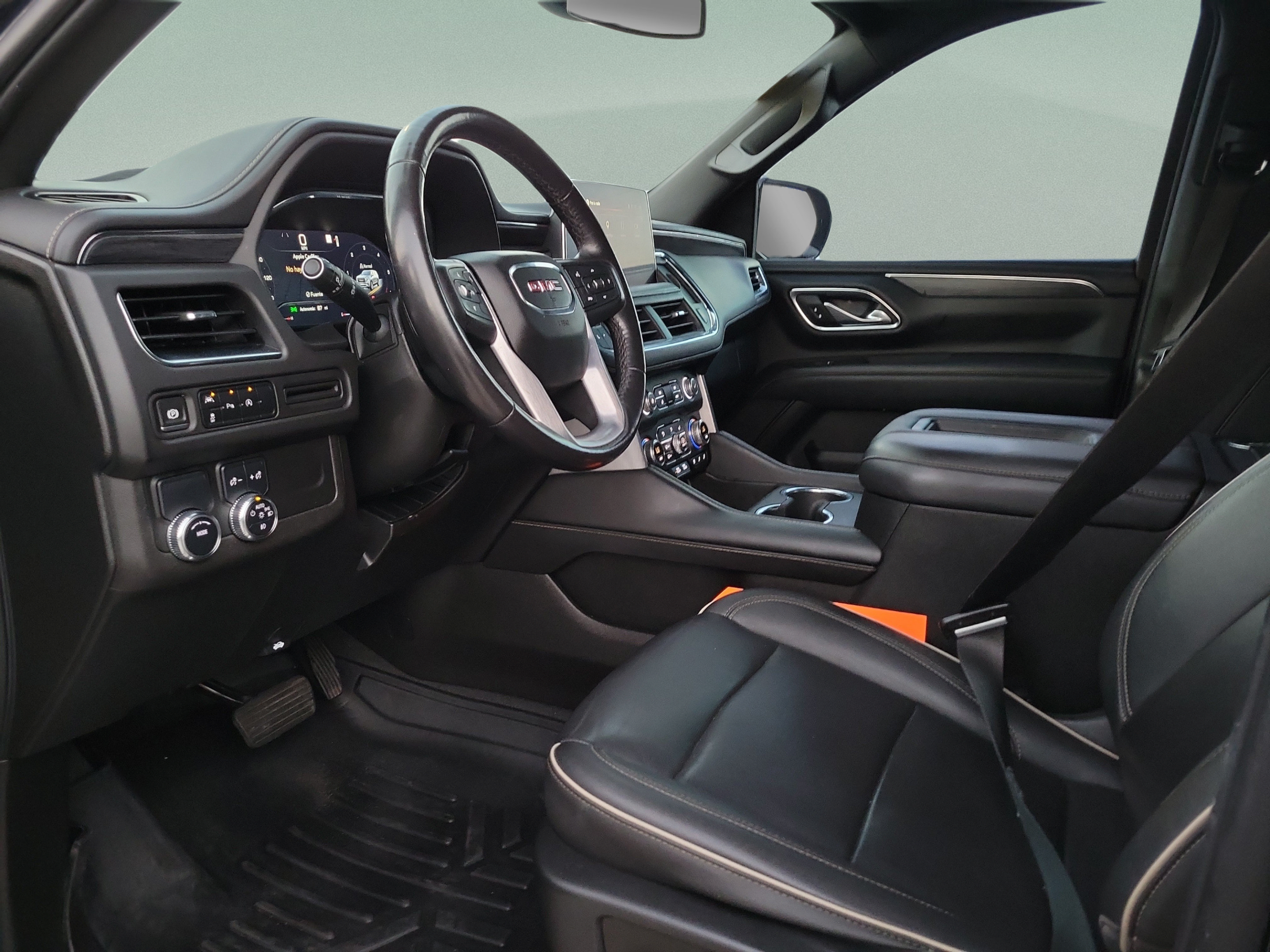 Used 2023 GMC Yukon SLT RWD image 14