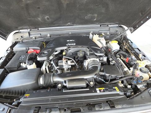 Used 2021 Jeep Wrangler Sport S image 67