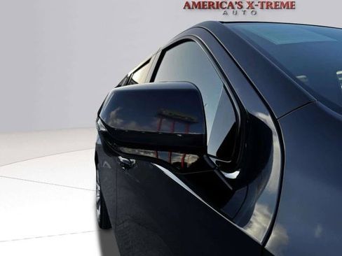 Used 2025 Cadillac Escalade ESV Sport w/ Touring Package AWD/4WD image 10