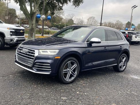 Used 2019 Audi SQ5 Premium Plus w/ Premium Plus Package image 3