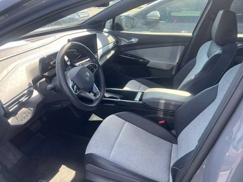 Used 2023 Volkswagen ID.4 Pro AWD/4WD image 5