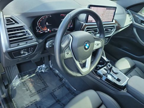 Used 2025 BMW X4 xDrive30i AWD/4WD image 25