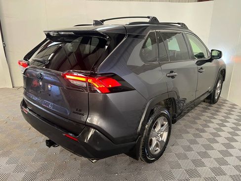 Used 2023 Toyota RAV4 LE image 7